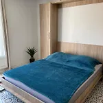 La Rade - Centre - Balcon - Clim - Neuf Apartment *