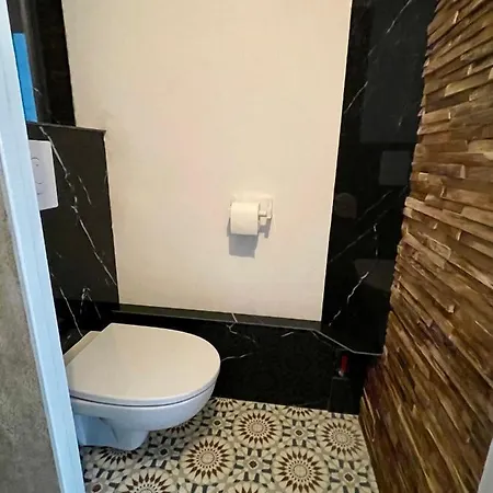 La Rade - Centre - Balcon - Clim - Neuf Apartman