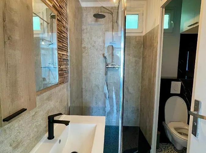 Apartmán La Rade - Centre - Balcon - Clim - Neuf *